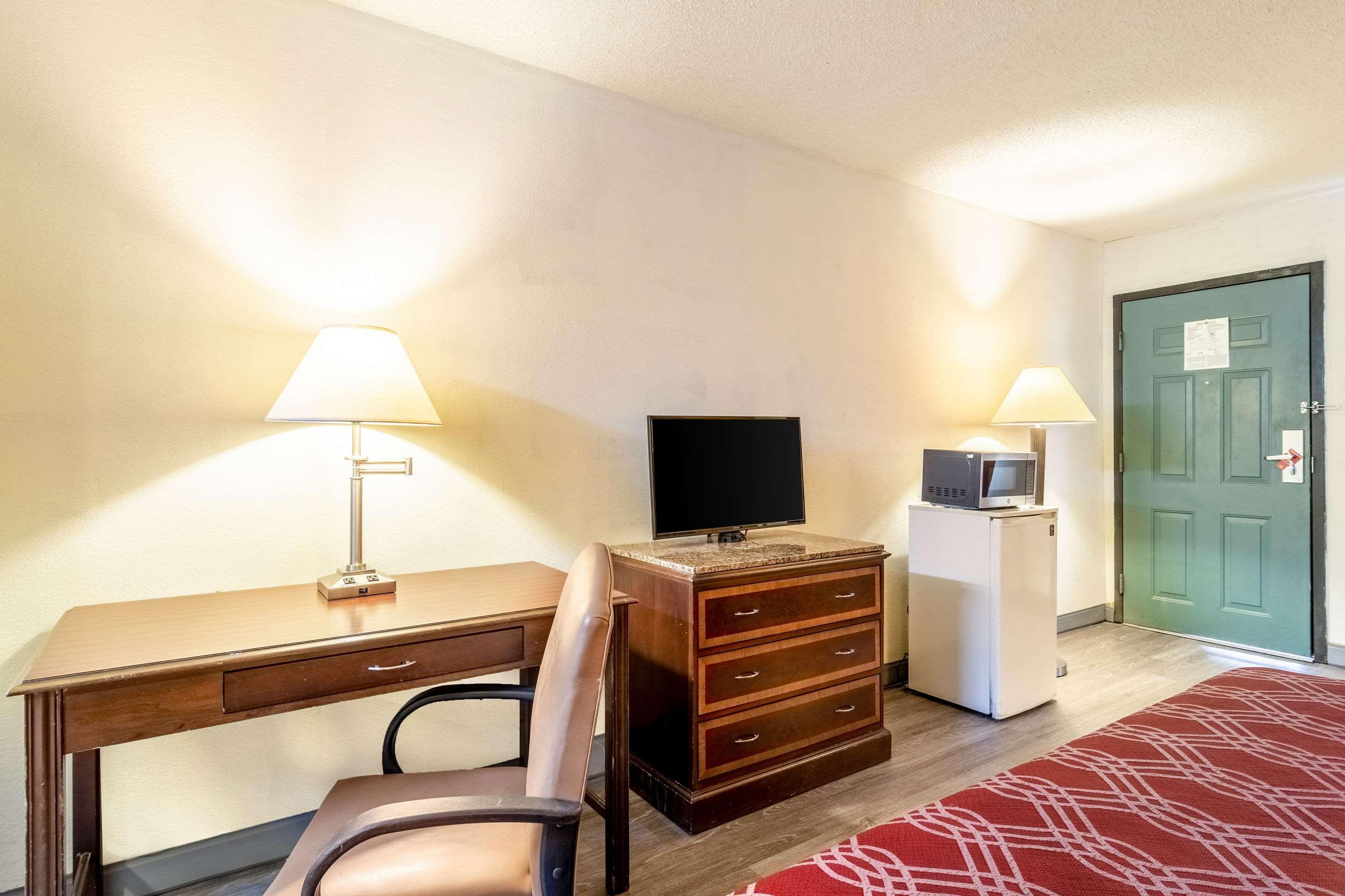 Econo Lodge Acworth Eksteriør billede